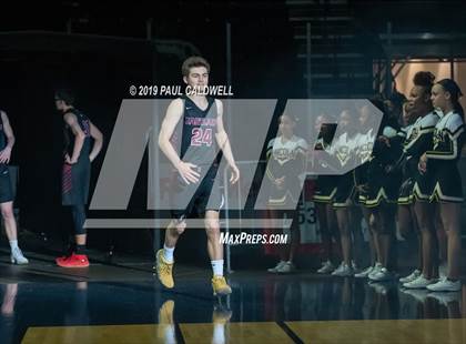 Thumbnail 3 in Eastlake vs. Lincoln (King's Showcase) photogallery.
