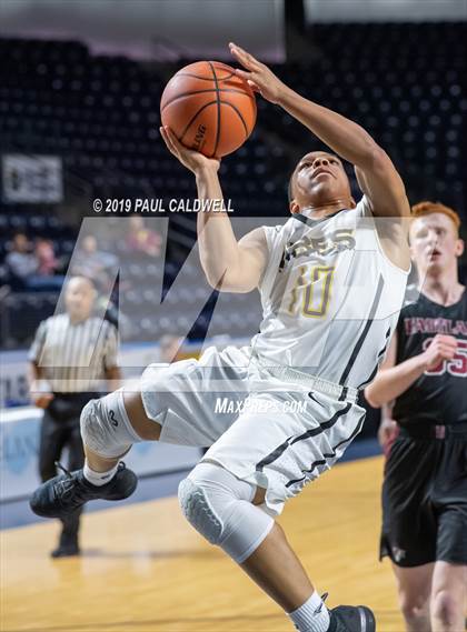 Thumbnail 3 in Eastlake vs. Lincoln (King's Showcase) photogallery.