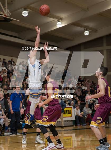 Thumbnail 2 in Butte Valley vs. Happy Camp (CIF D7 Northern Section Final) photogallery.