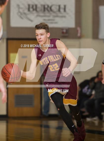 Thumbnail 1 in Butte Valley vs. Happy Camp (CIF D7 Northern Section Final) photogallery.