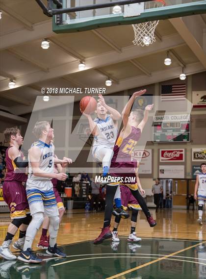 Thumbnail 1 in Butte Valley vs. Happy Camp (CIF D7 Northern Section Final) photogallery.