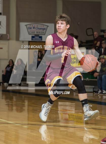 Thumbnail 1 in Butte Valley vs. Happy Camp (CIF D7 Northern Section Final) photogallery.