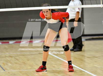 Thumbnail 3 in Robinson @ Lorena photogallery.