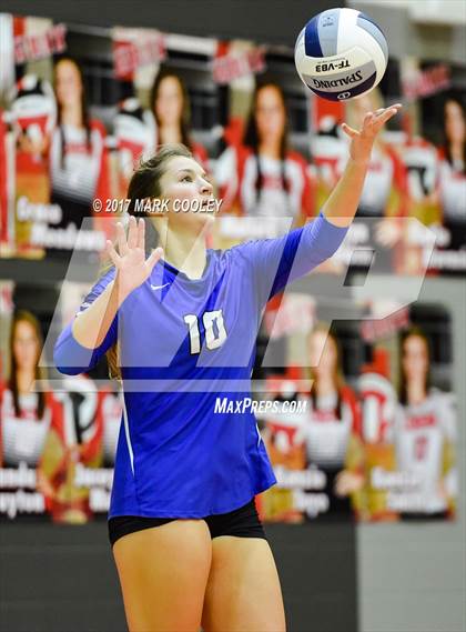 Thumbnail 3 in Robinson @ Lorena photogallery.