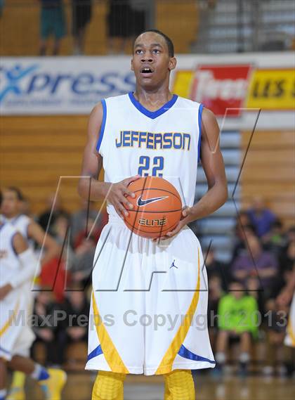 Thumbnail 1 in Jefferson vs. Churchill (Les Schwab Invitational) photogallery.