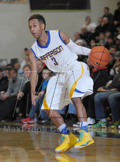 Thumbnail 3 in Jefferson vs. Churchill (Les Schwab Invitational) photogallery.
