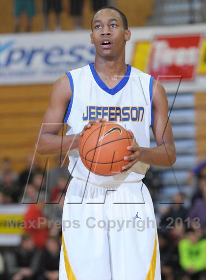 Thumbnail 2 in Jefferson vs. Churchill (Les Schwab Invitational) photogallery.