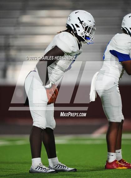Thumbnail 3 in King @ A&M Consolidated (A Teams) photogallery.