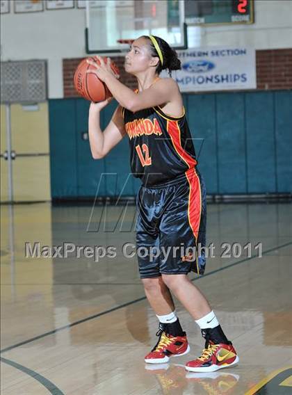 Thumbnail 2 in Orange Lutheran vs Etiwanda (OC Championships) photogallery.