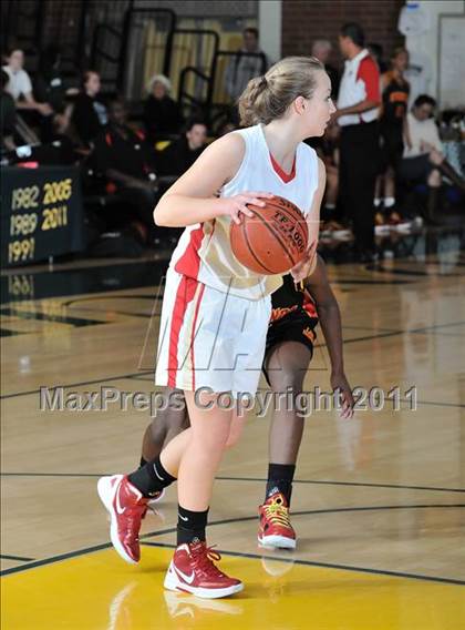Thumbnail 3 in Orange Lutheran vs Etiwanda (OC Championships) photogallery.