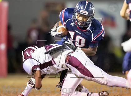 Thumbnail 1 in Aquinas vs Riverside (LHSAA Division III Regional Playoff)  photogallery.
