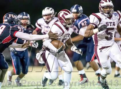 Thumbnail 3 in Aquinas vs Riverside (LHSAA Division III Regional Playoff)  photogallery.