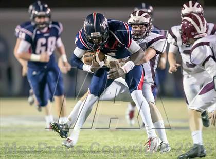 Thumbnail 3 in Aquinas vs Riverside (LHSAA Division III Regional Playoff)  photogallery.