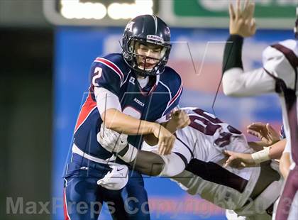 Thumbnail 3 in Aquinas vs Riverside (LHSAA Division III Regional Playoff)  photogallery.