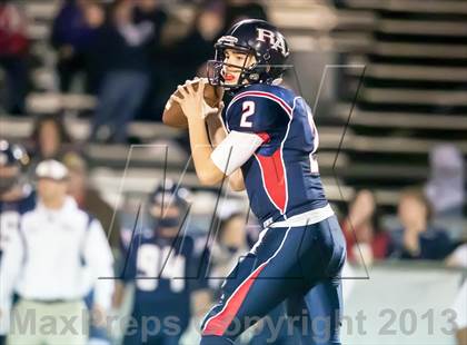 Thumbnail 3 in Aquinas vs Riverside (LHSAA Division III Regional Playoff)  photogallery.