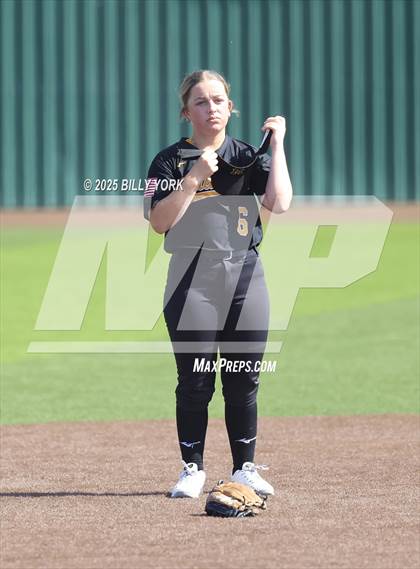 Thumbnail 2 in Quitman vs Malakoff photogallery.