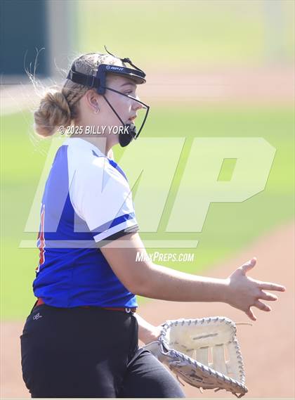 Thumbnail 3 in Quitman vs Malakoff photogallery.