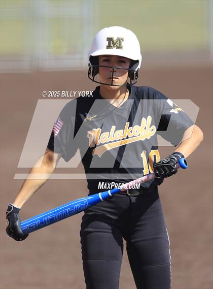 Thumbnail 3 in Quitman vs Malakoff photogallery.