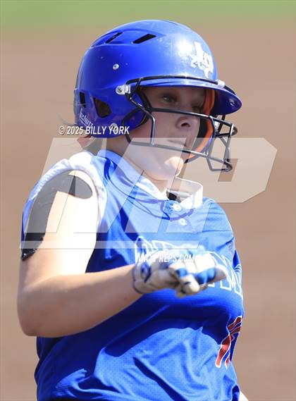 Thumbnail 1 in Quitman vs Malakoff photogallery.