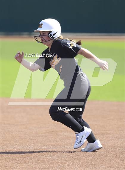 Thumbnail 3 in Quitman vs Malakoff photogallery.