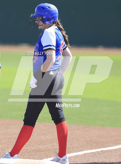 Thumbnail 2 in Quitman vs Malakoff photogallery.
