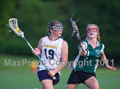 Thumbnail 3 in Dartmouth vs. Needham (MIAA Division 1 South 1st Round) photogallery.