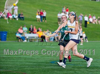 Thumbnail 1 in Dartmouth vs. Needham (MIAA Division 1 South 1st Round) photogallery.