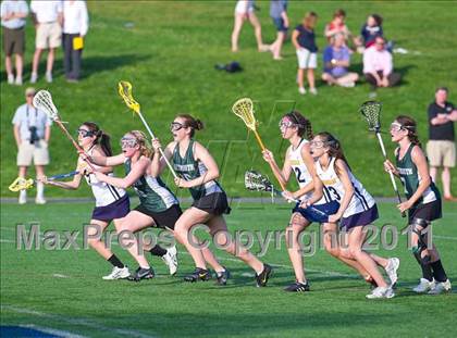 Thumbnail 1 in Dartmouth vs. Needham (MIAA Division 1 South 1st Round) photogallery.