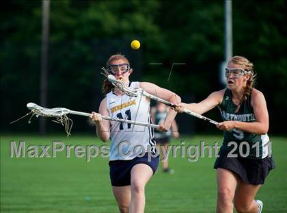 Thumbnail 1 in Dartmouth vs. Needham (MIAA Division 1 South 1st Round) photogallery.