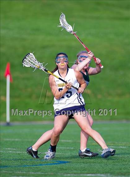 Thumbnail 1 in Dartmouth vs. Needham (MIAA Division 1 South 1st Round) photogallery.