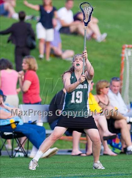 Thumbnail 2 in Dartmouth vs. Needham (MIAA Division 1 South 1st Round) photogallery.