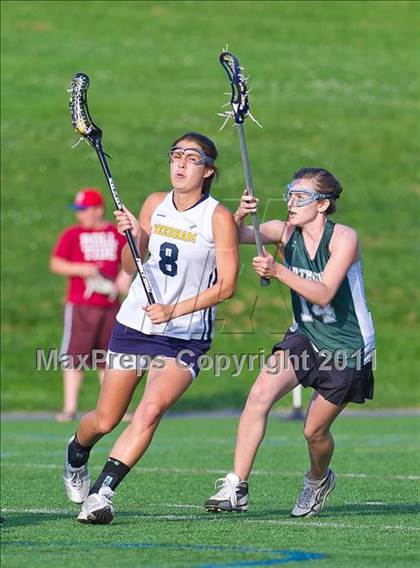 Thumbnail 1 in Dartmouth vs. Needham (MIAA Division 1 South 1st Round) photogallery.