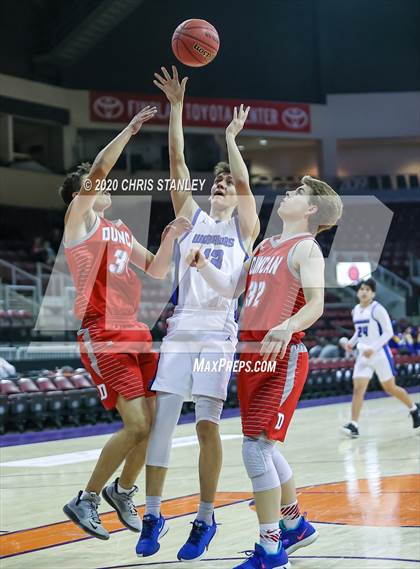 Thumbnail 2 in Duncan @ Baboquivari (AIA 1A Round 1 Playoff) photogallery.