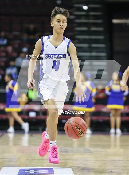 Thumbnail 3 in Duncan @ Baboquivari (AIA 1A Round 1 Playoff) photogallery.