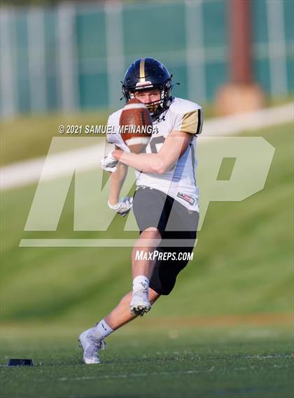 Thumbnail 2 in Lincoln Southwest vs Lincoln Southeast photogallery.