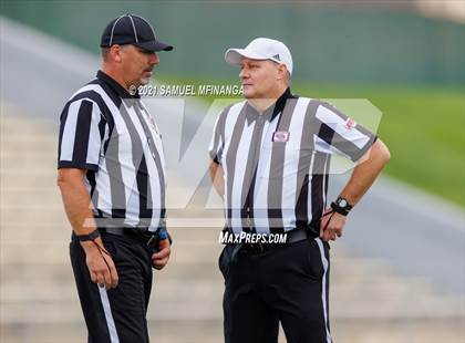 Thumbnail 2 in Lincoln Southwest vs Lincoln Southeast photogallery.