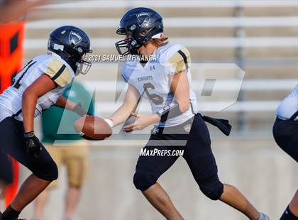 Thumbnail 2 in Lincoln Southwest vs Lincoln Southeast photogallery.