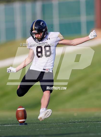 Thumbnail 1 in Lincoln Southwest vs Lincoln Southeast photogallery.