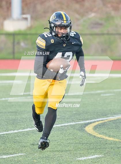 Thumbnail 3 in Bishop O'Dowd vs. Fortuna (CIF NCS Division 6 Final) photogallery.