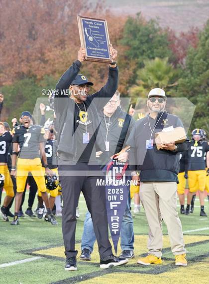 Thumbnail 3 in Bishop O'Dowd vs. Fortuna (CIF NCS Division 6 Final) photogallery.