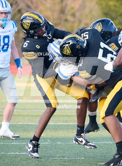 Thumbnail 2 in Bishop O'Dowd vs. Fortuna (CIF NCS Division 6 Final) photogallery.