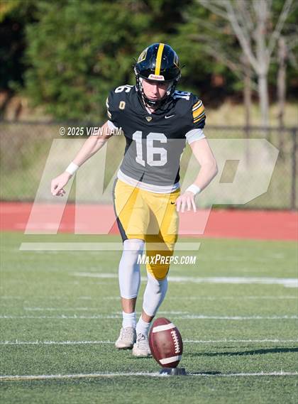 Thumbnail 1 in Bishop O'Dowd vs. Fortuna (CIF NCS Division 6 Final) photogallery.