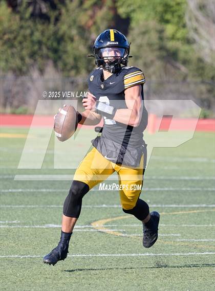 Thumbnail 1 in Bishop O'Dowd vs. Fortuna (CIF NCS Division 6 Final) photogallery.