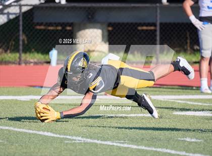 Thumbnail 1 in Bishop O'Dowd vs. Fortuna (CIF NCS Division 6 Final) photogallery.