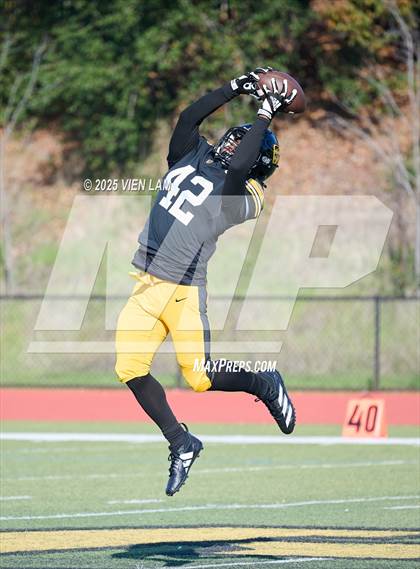 Thumbnail 1 in Bishop O'Dowd vs. Fortuna (CIF NCS Division 6 Final) photogallery.