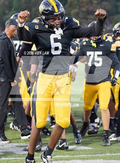 Thumbnail 3 in Bishop O'Dowd vs. Fortuna (CIF NCS Division 6 Final) photogallery.