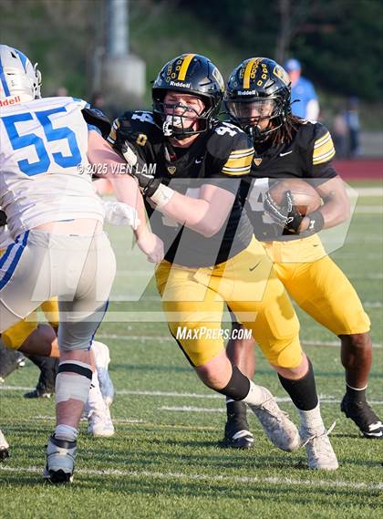 Thumbnail 2 in Bishop O'Dowd vs. Fortuna (CIF NCS Division 6 Final) photogallery.