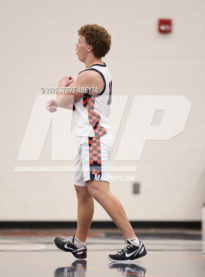 Thumbnail 1 in Cherokee Trail @ Legend photogallery.