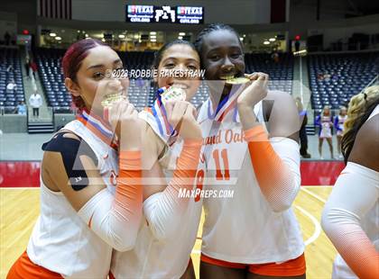 Thumbnail 2 in Grand Oaks vs. Cinco Ranch (UIL 6A Volleyball Final Medal Ceremony) photogallery.