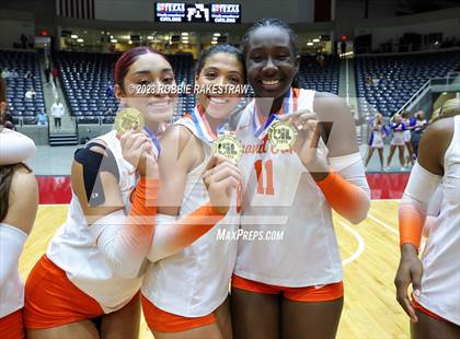Thumbnail 1 in Grand Oaks vs. Cinco Ranch (UIL 6A Volleyball Final Medal Ceremony) photogallery.